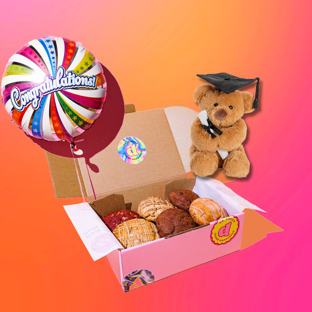 Graduation Chunky Cookies Gift Box With Bear
